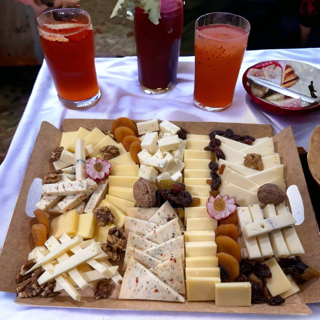 Un plateau de fromages franc-comtois pour découvrir notre région